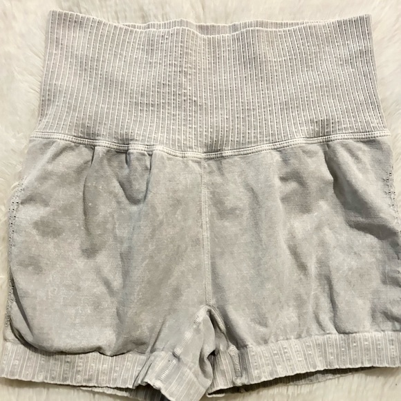 Free People Movement Good Karma Running Shorts - Picture 3 of 10